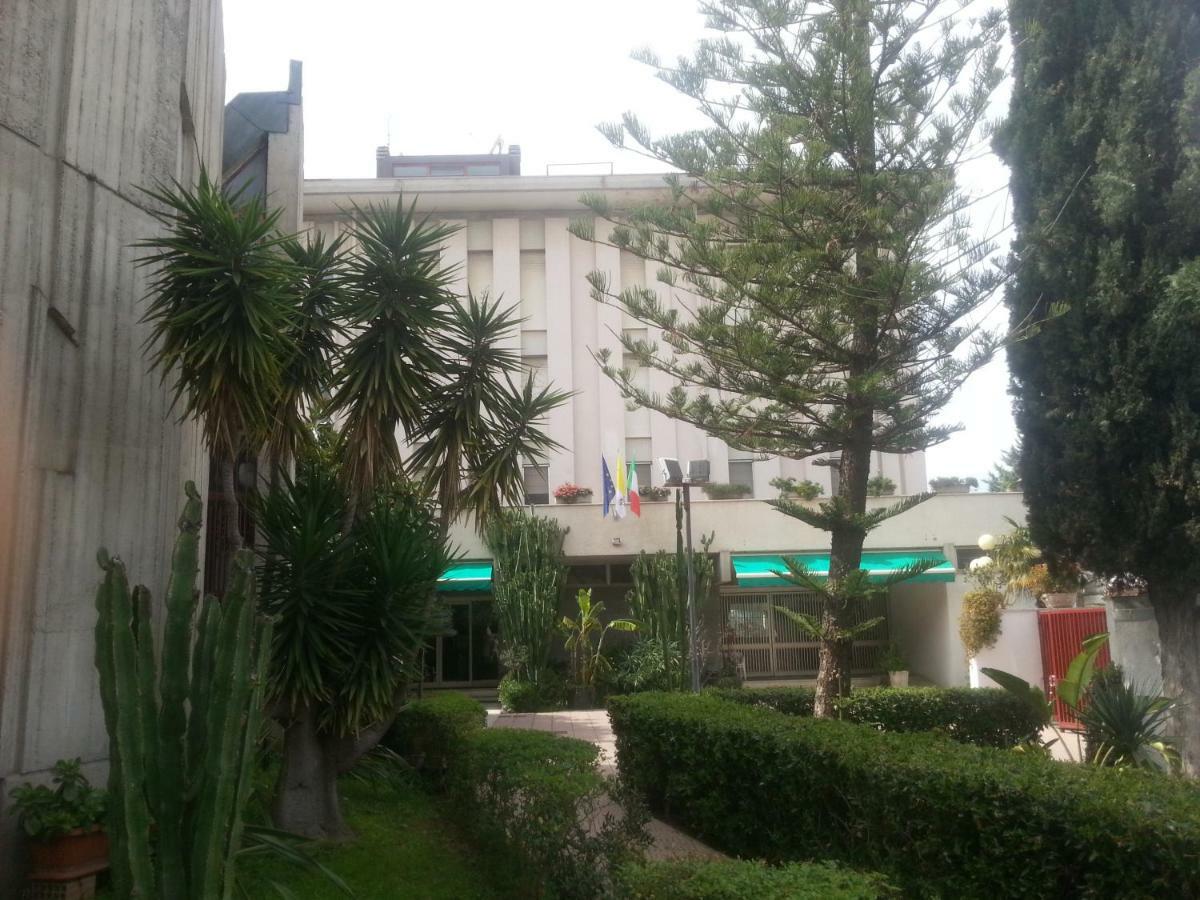 Centro Giovanile Padre Minozzi Hotel โปลิโกโร ภายนอก รูปภาพ